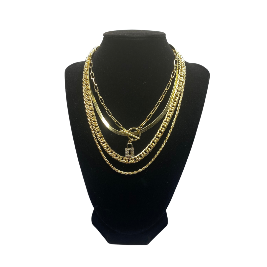 LAYERED NECKLACE