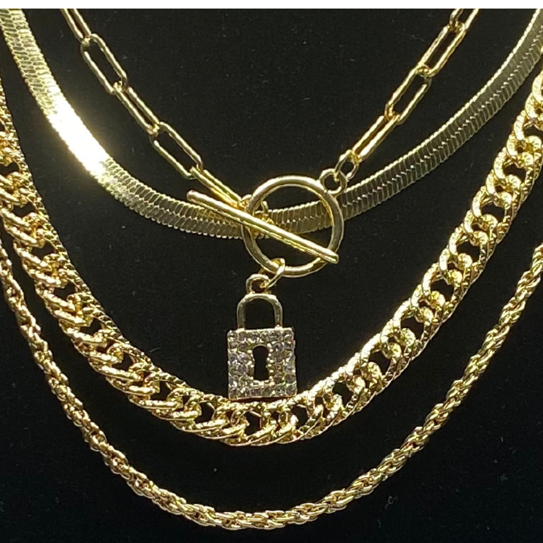LAYERED NECKLACE