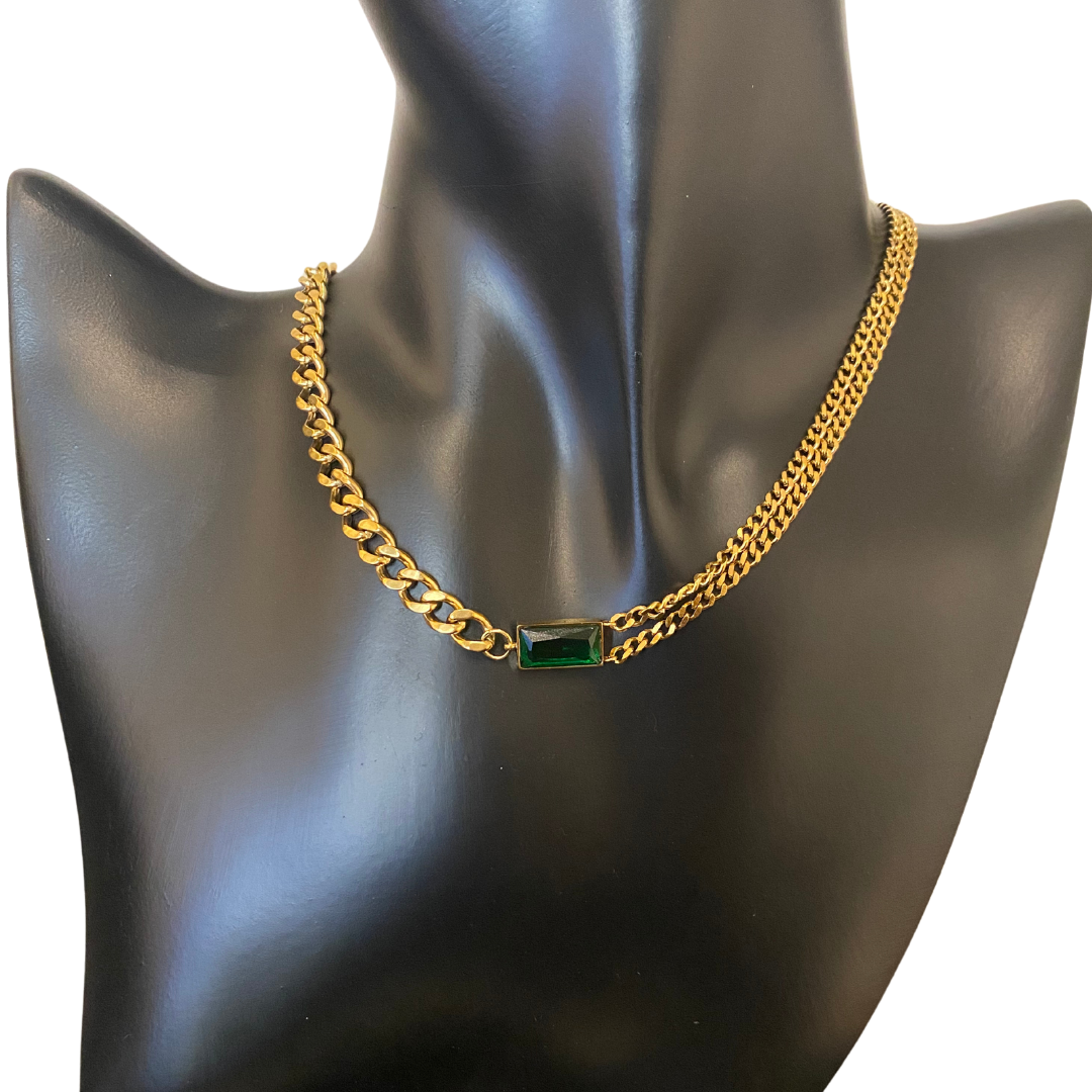GREEN STONE CHAIN