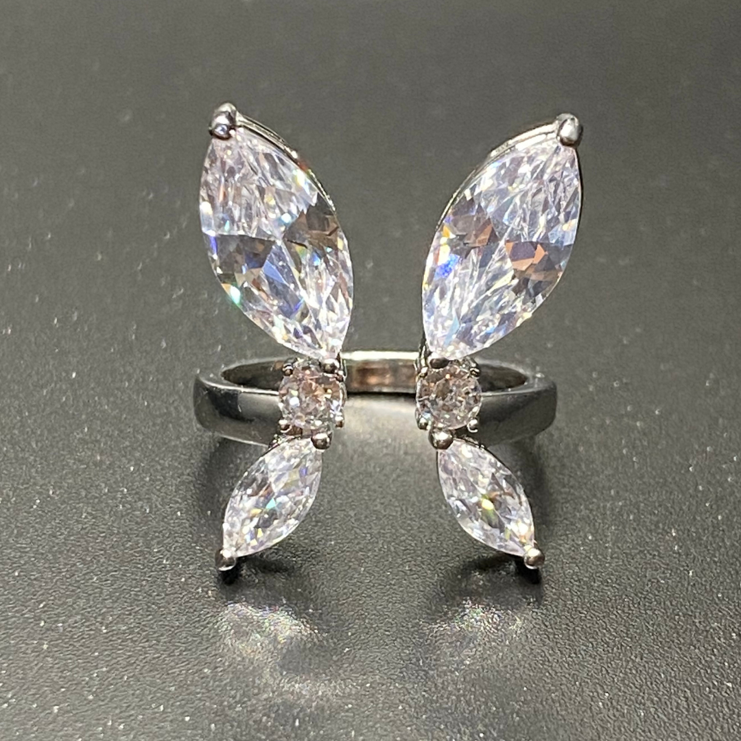 BUTTERFLY RING